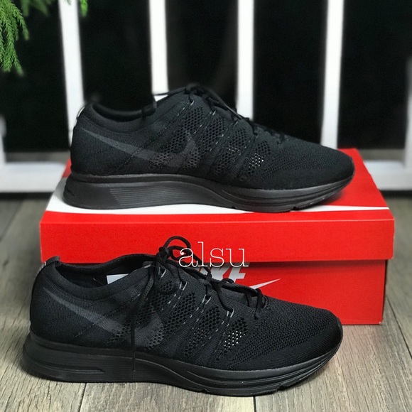 NWT Nike Flyknit Trainer Black M AUTHENTIC - Picture 4 of 8